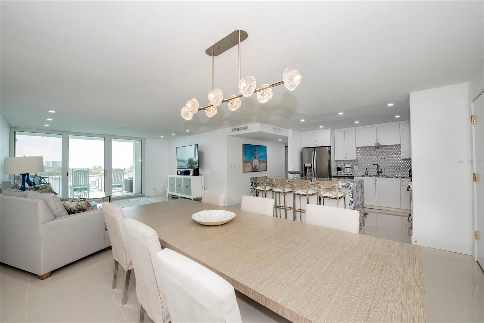 Dining Area is large - 675 S GULFVIEW BLVD #704, CLEARWATER