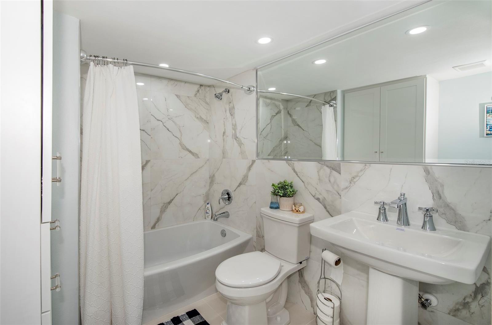 Bathroom II - 675 S GULFVIEW BLVD #704, CLEARWATER