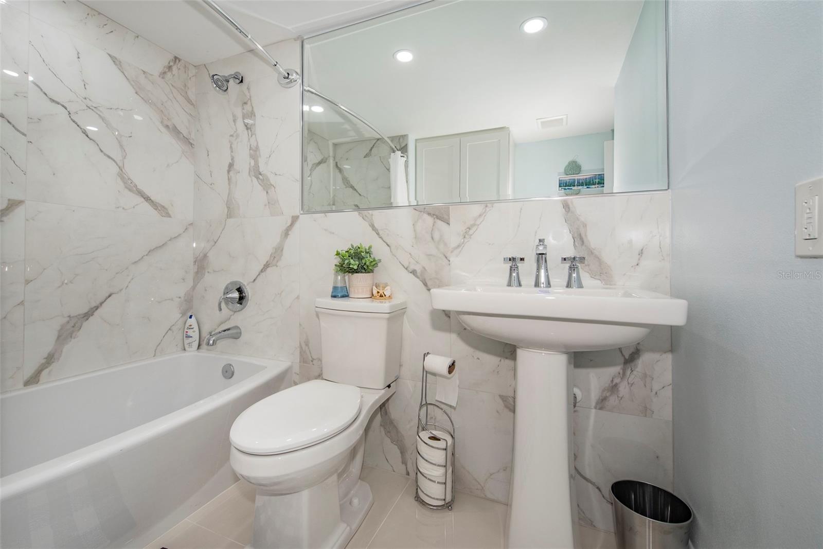 Condominium at 675 S GULFVIEW BLVD #704, CLEARWATER, photo 27 of 37