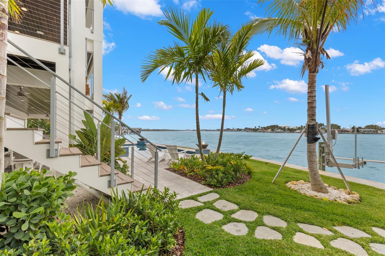 Single Family Residence at 4598 HARBOR HILLS DR, LARGO, photo 13 of 50