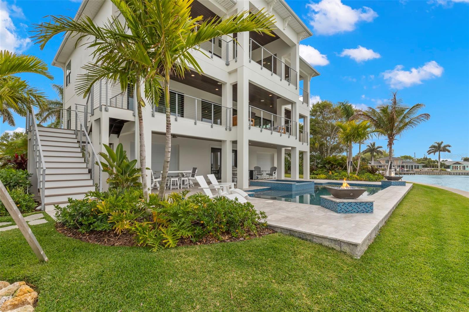 Single Family Residence at 4598 HARBOR HILLS DR, LARGO, photo 14 of 50