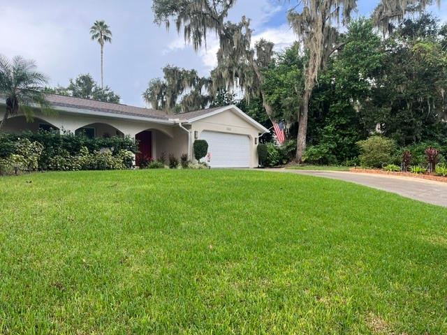 Single Family Residence at 2711 WILLOW OAKS DR, VALRICO, photo 2 of 24