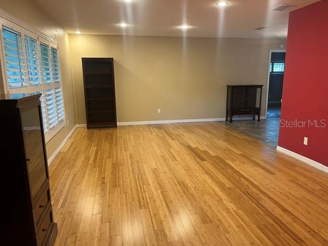Single Family Residence at 2711 WILLOW OAKS DR, VALRICO, photo 5 of 24