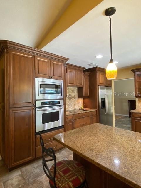 Single Family Residence at 2711 WILLOW OAKS DR, VALRICO, photo 7 of 24