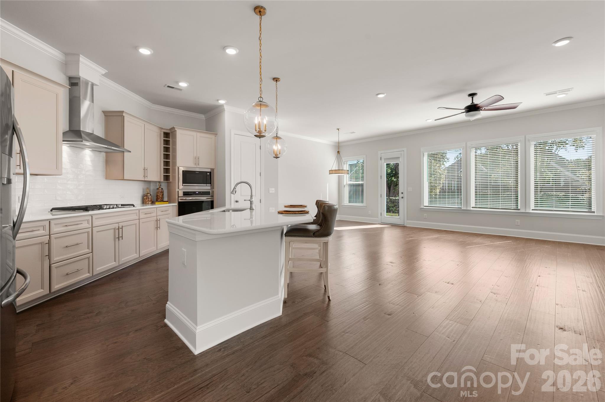 Townhouse at 11207 Cobb Creek Court, Charlotte, photo 5 of 54