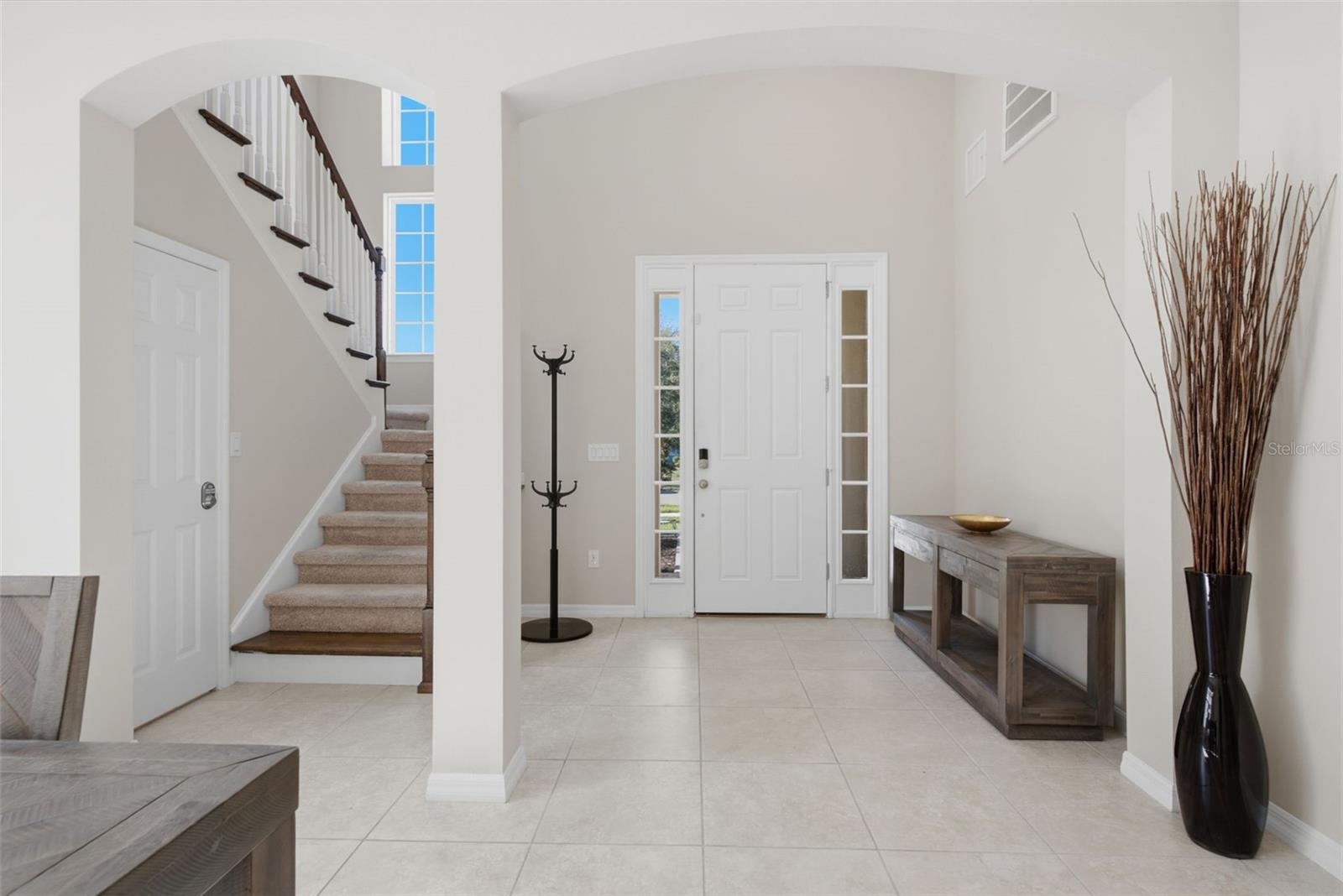 Single Family Residence at 9009 SPRUCE CREEK CIR, RIVERVIEW, photo 9 of 59