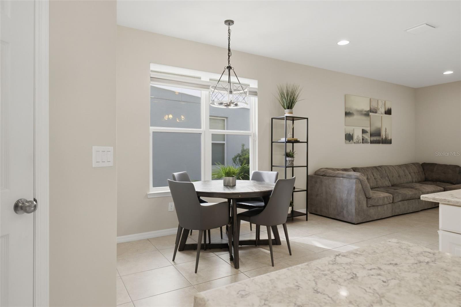 Single Family Residence at 9009 SPRUCE CREEK CIR, RIVERVIEW, photo 14 of 59