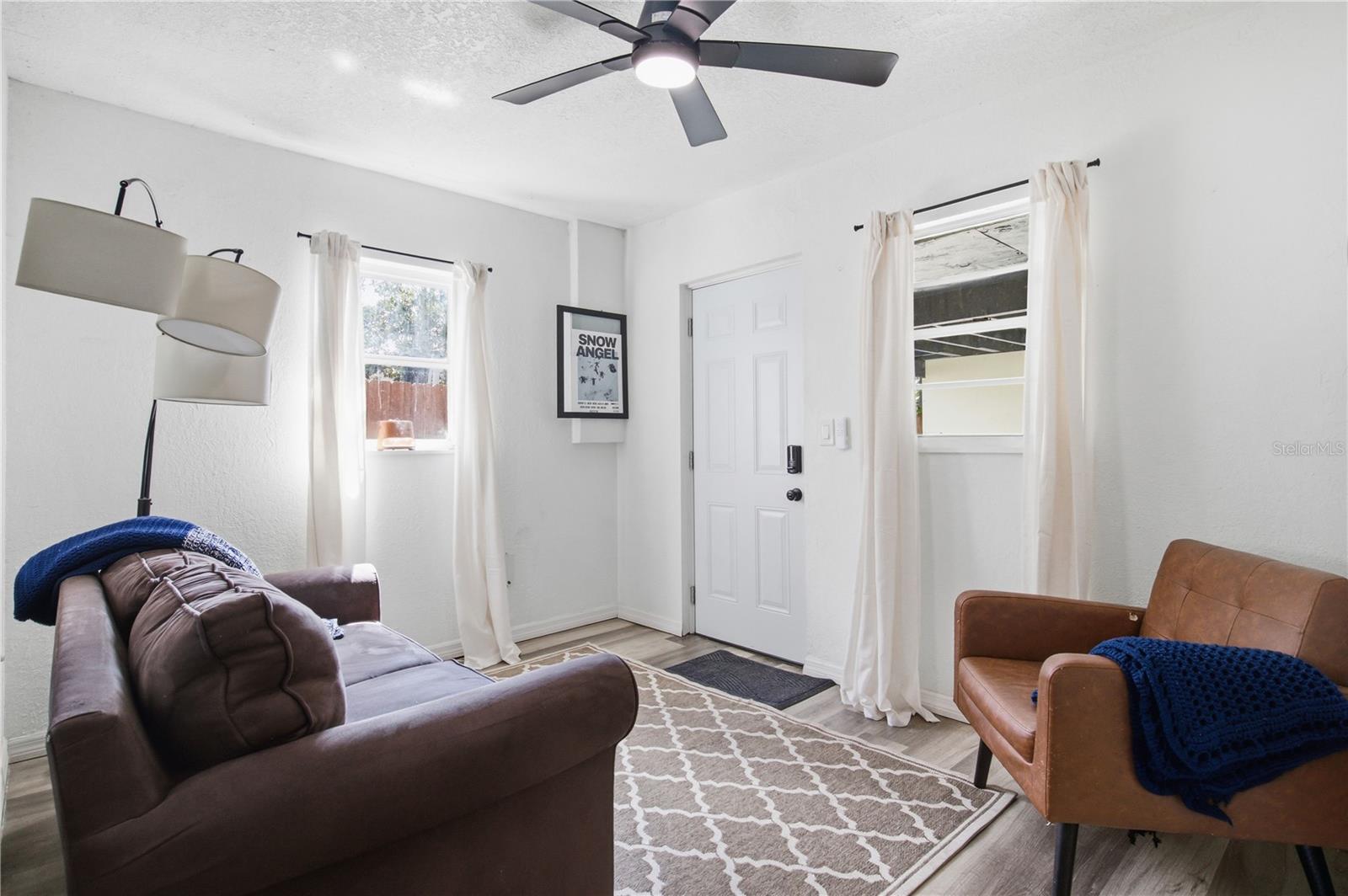 Duplex at 1807 DOUGLAS AVE, CLEARWATER, photo 34 of 60