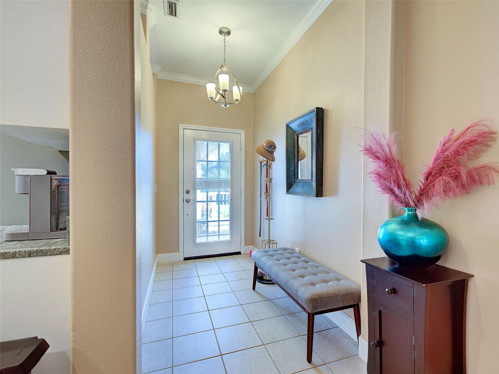 Foyer & Entry. - 668 BACK NINE DR, VENICE
