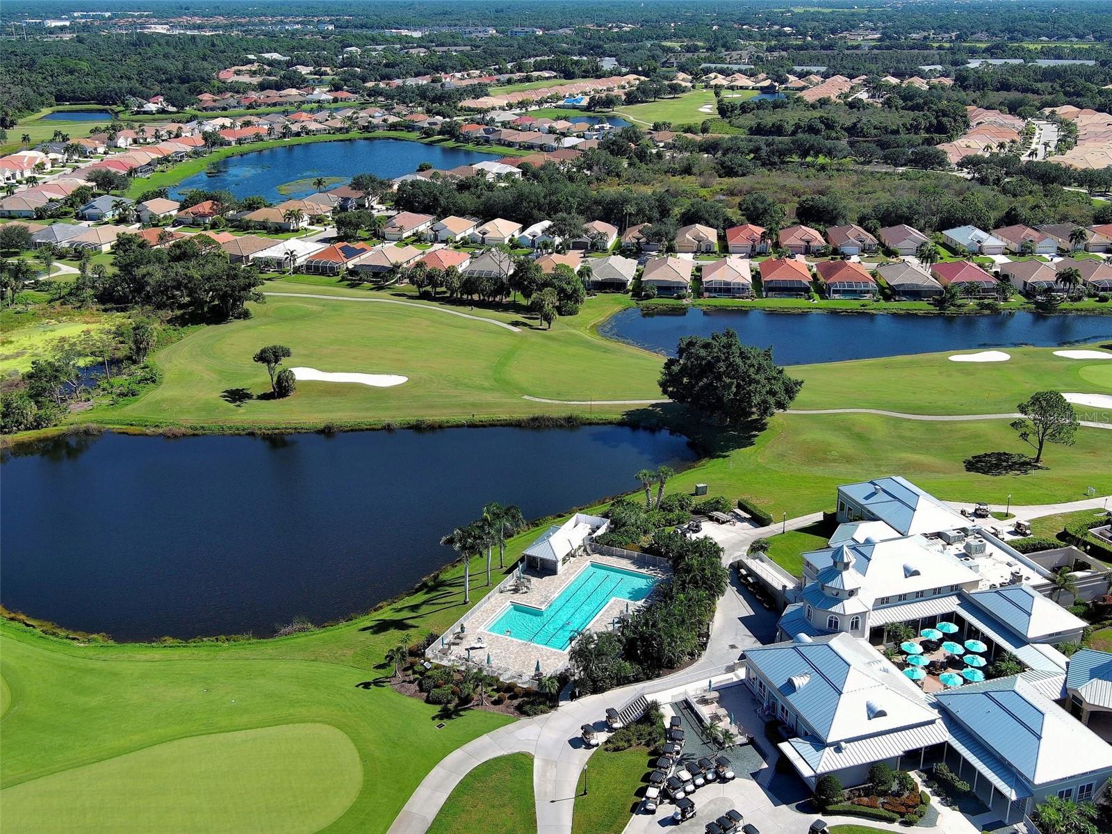 Thoughtfully Planned Community. - 668 BACK NINE DR, VENICE