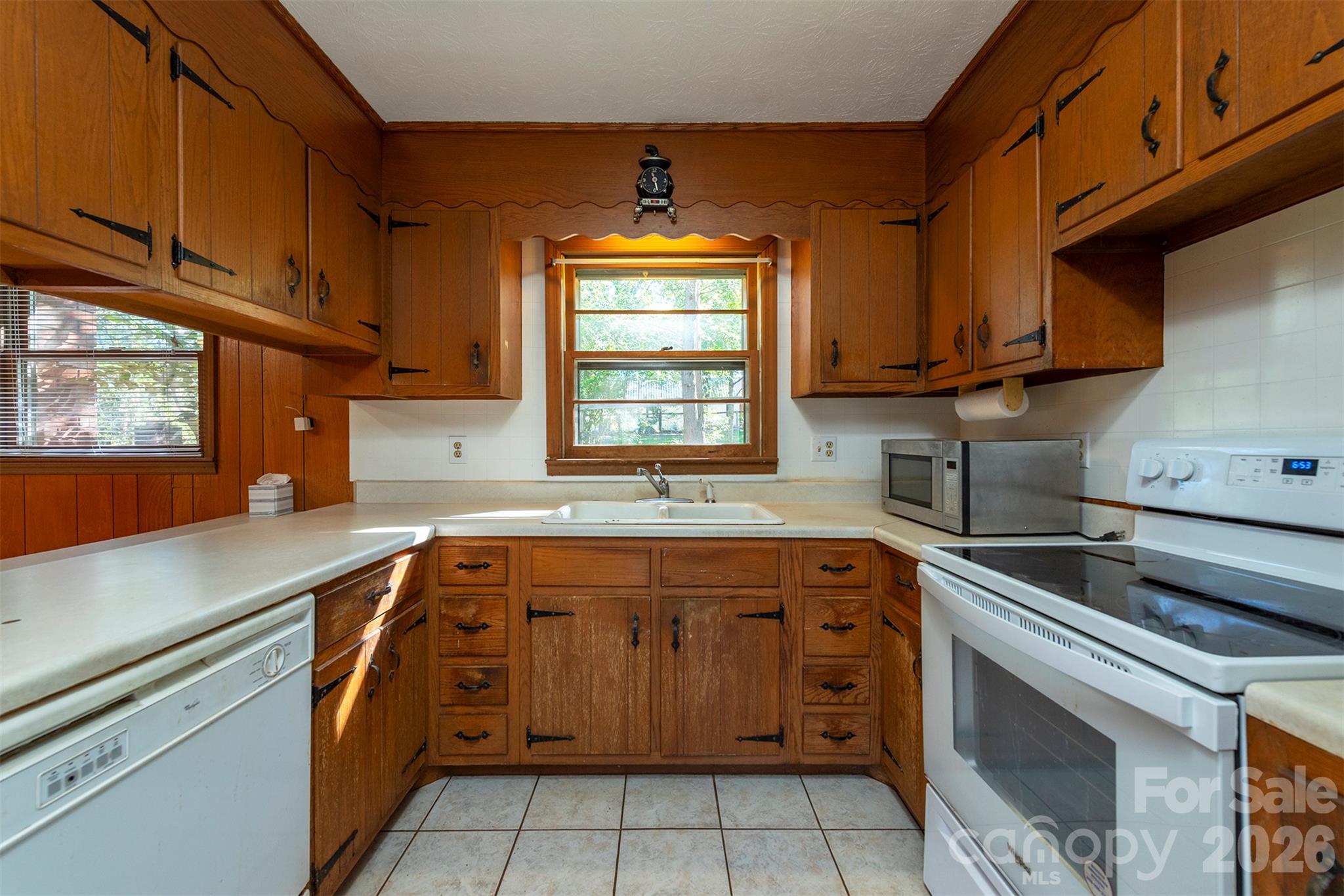 Kitchen - 69 Alexander Road, Weaverville