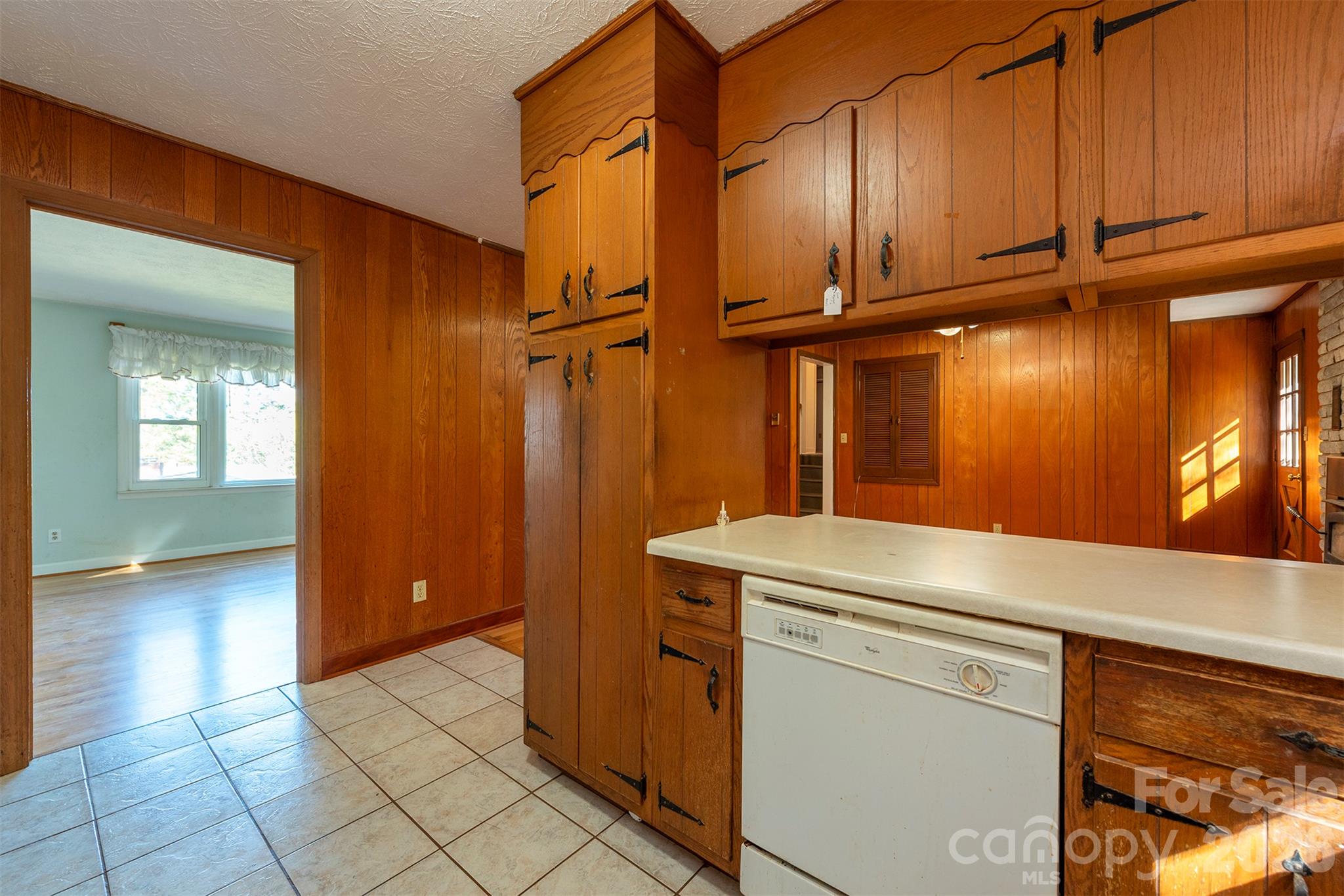 Kitchen - 69 Alexander Road, Weaverville