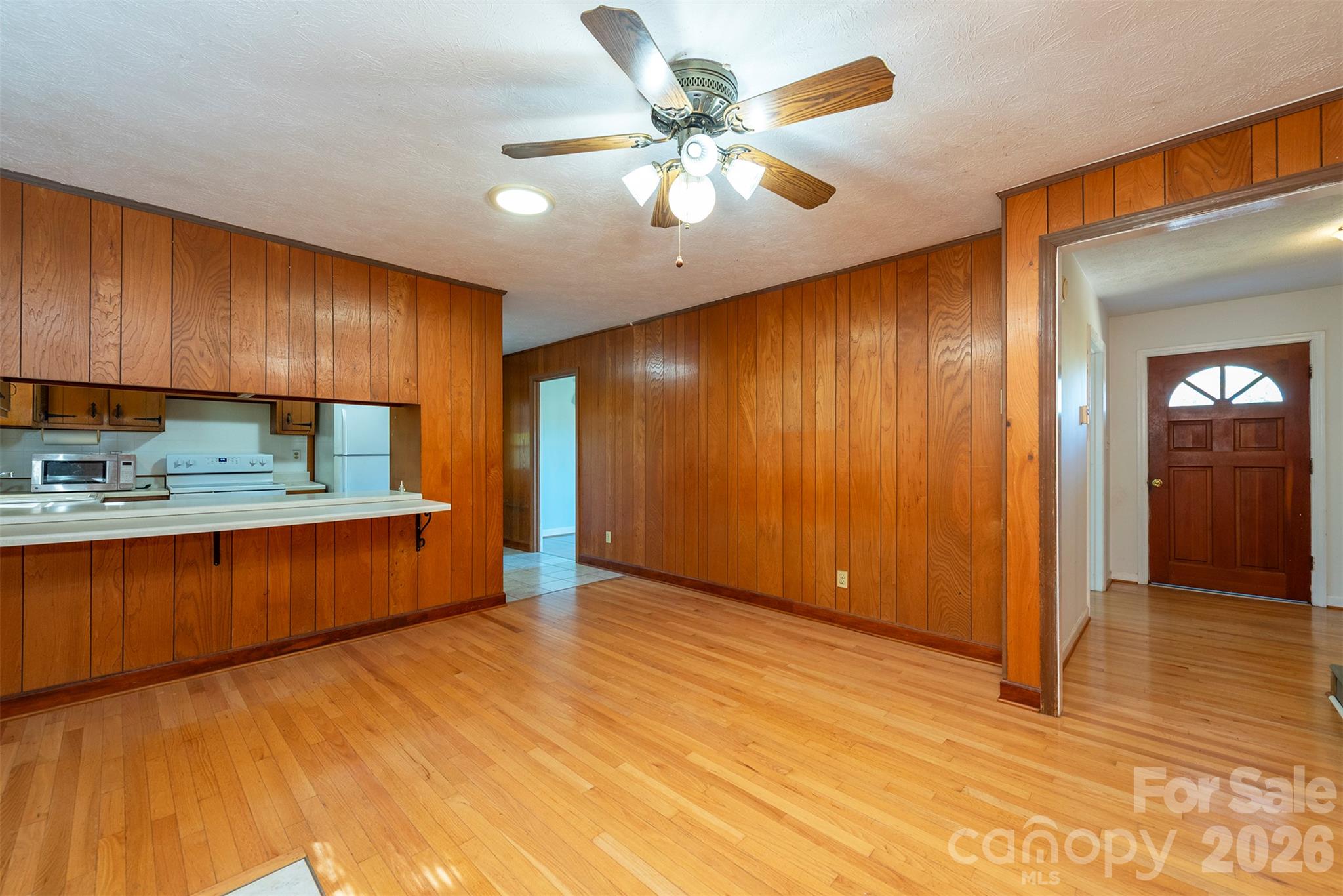 Den - 69 Alexander Road, Weaverville