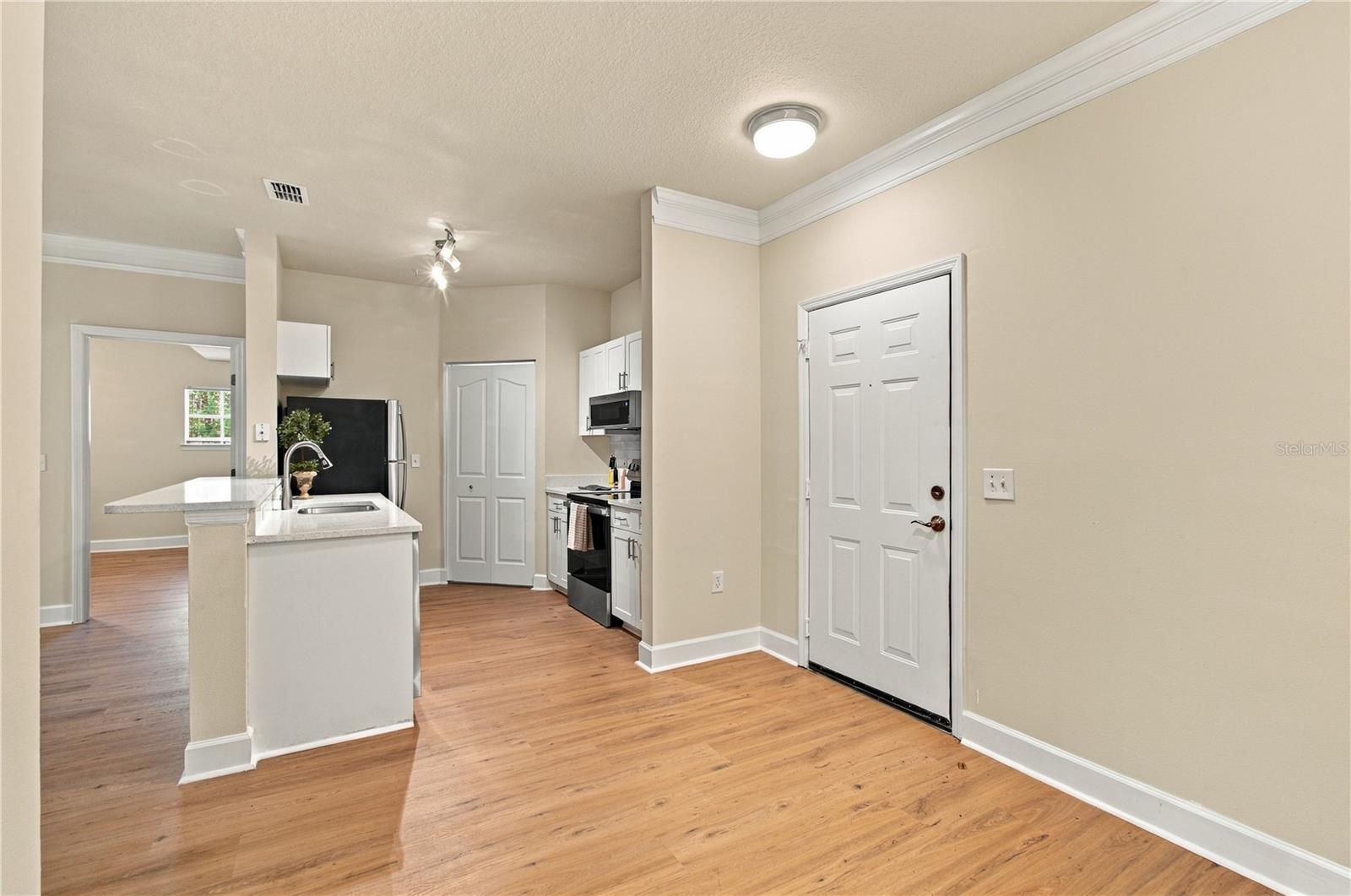 Condominium at 4207 S DALE MABRY HWY #2113, TAMPA, photo 7 of 73