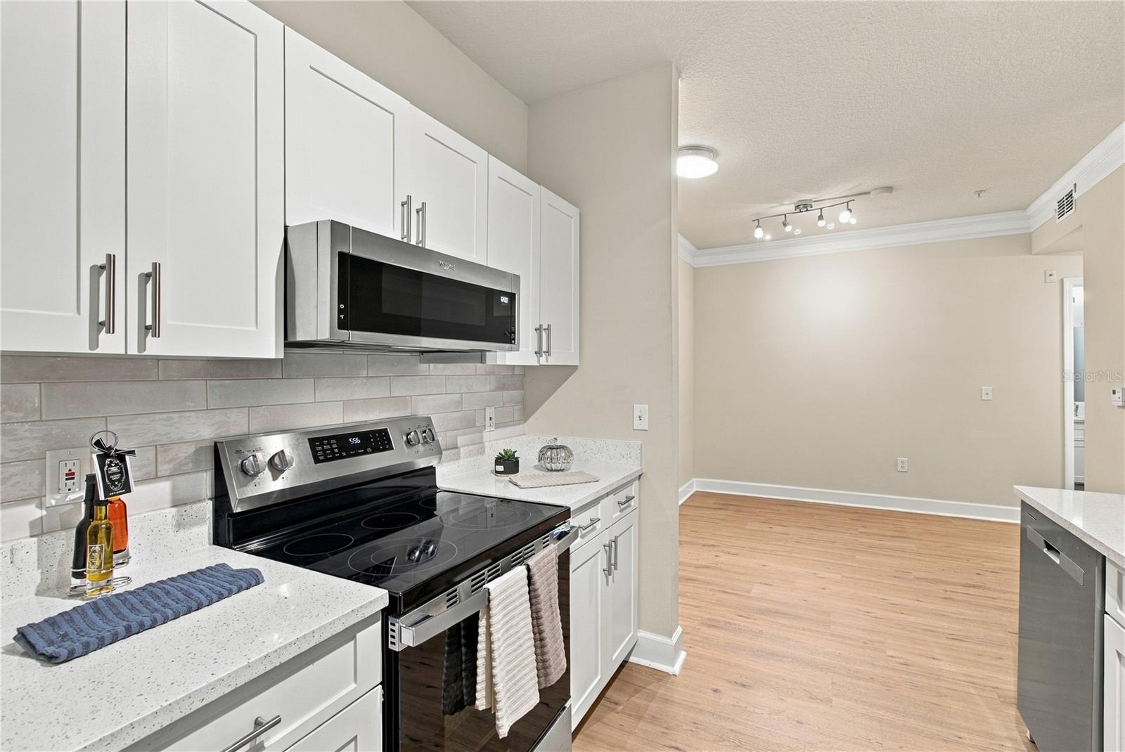 Condominium at 4207 S DALE MABRY HWY #2113, TAMPA, photo 16 of 73