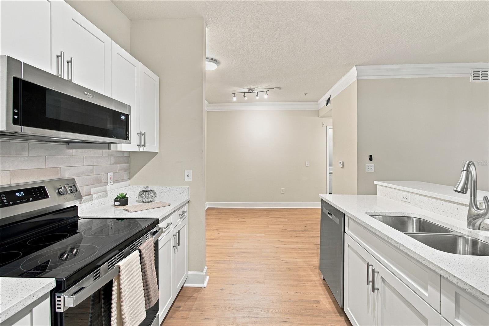 Condominium at 4207 S DALE MABRY HWY #2113, TAMPA, photo 18 of 73
