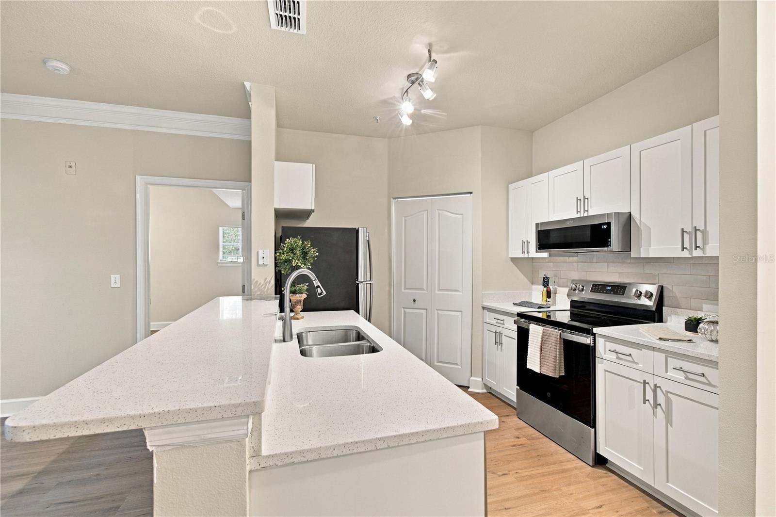Condominium at 4207 S DALE MABRY HWY #2113, TAMPA, photo 22 of 73