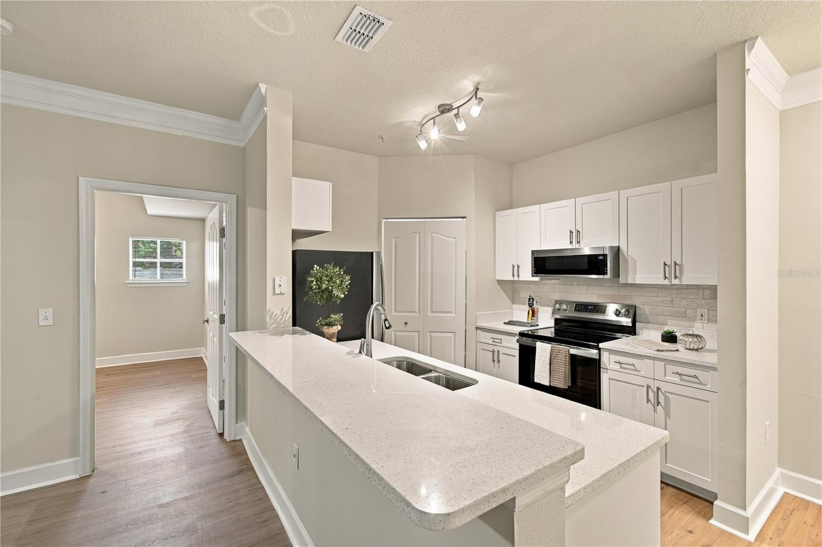 Condominium at 4207 S DALE MABRY HWY #2113, TAMPA, photo 24 of 73