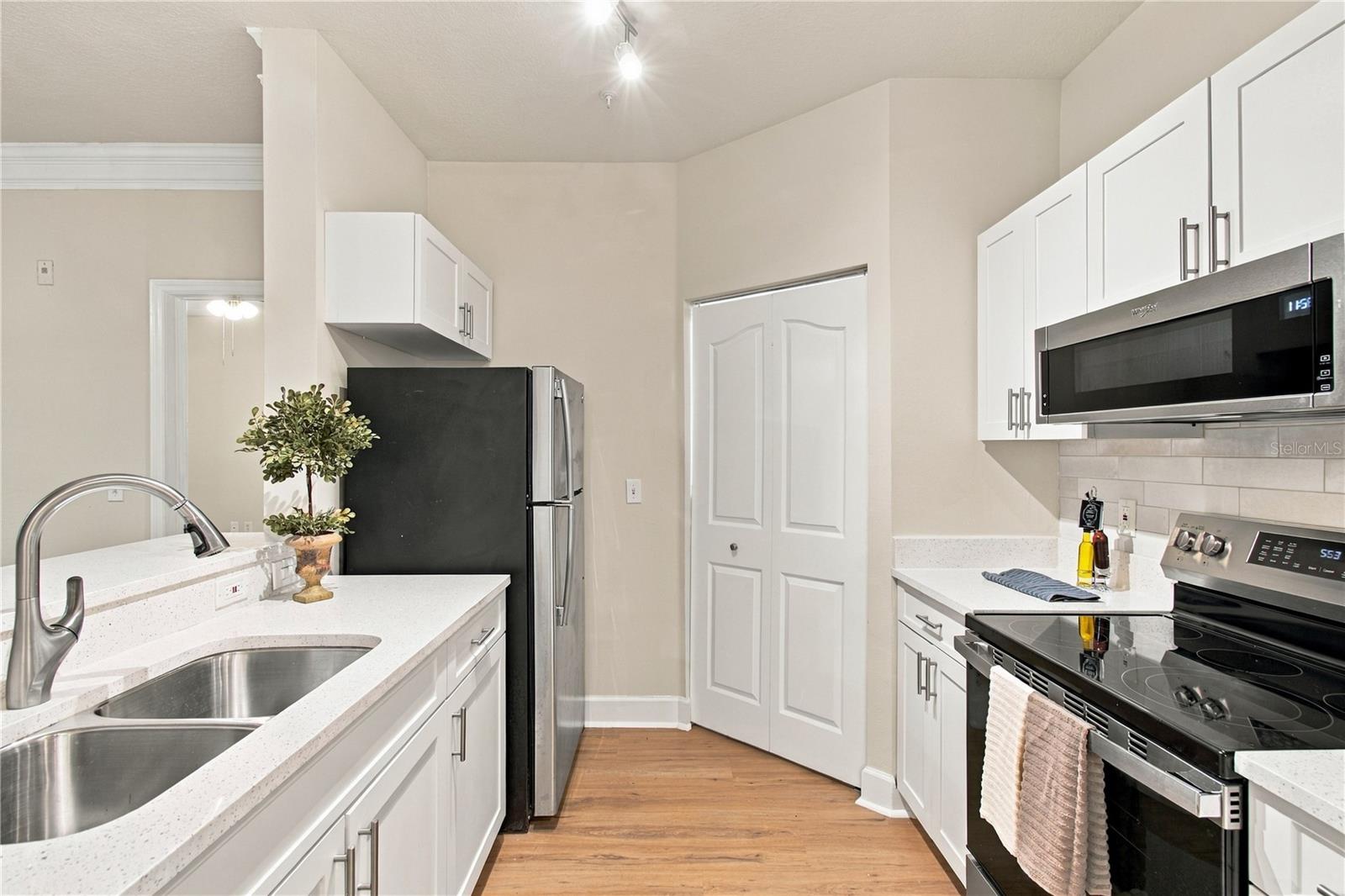 Condominium at 4207 S DALE MABRY HWY #2113, TAMPA, photo 25 of 73