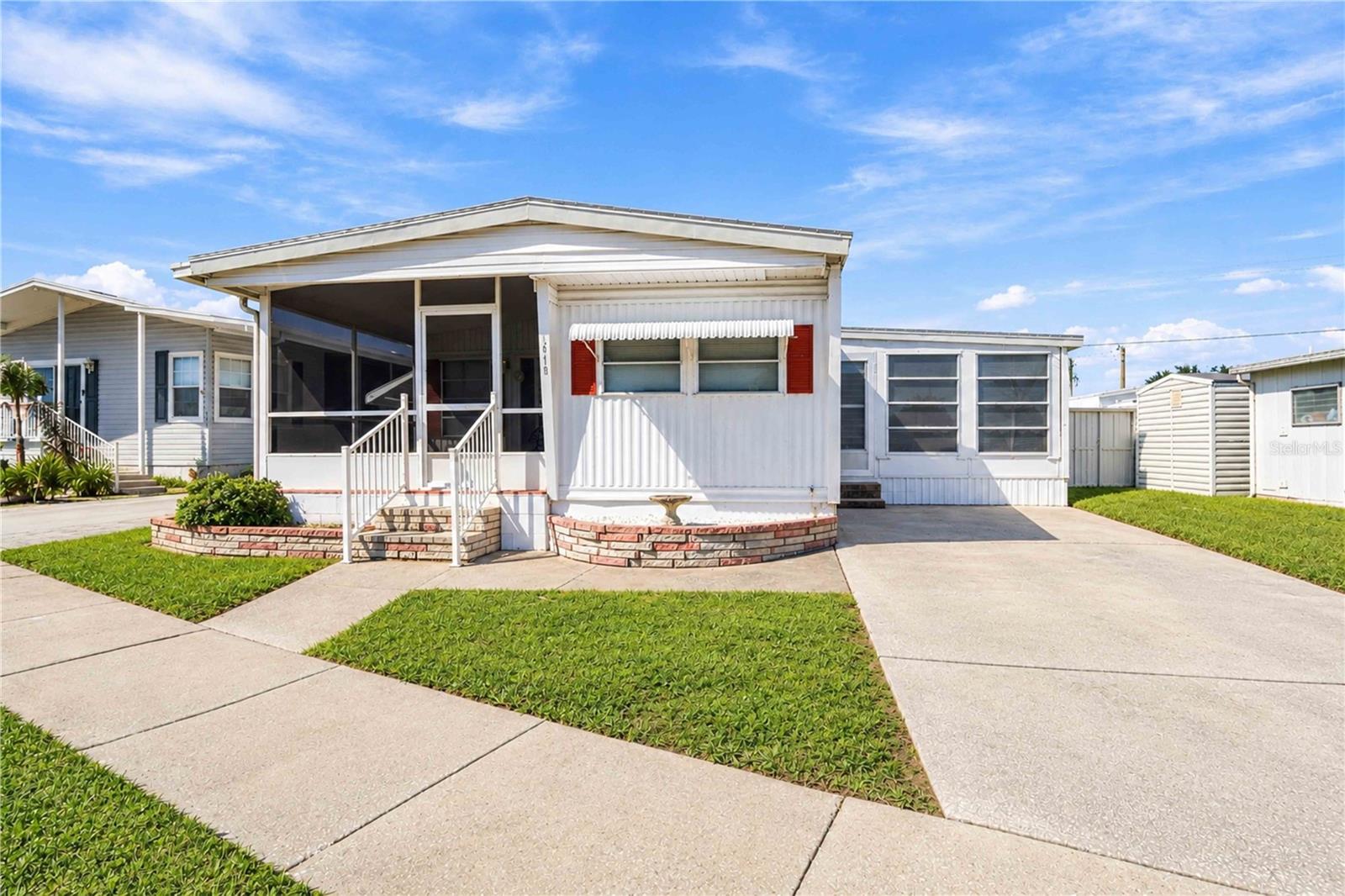 Mobile Home at 4810 TRI PAR DR, SARASOTA, photo 4 of 34