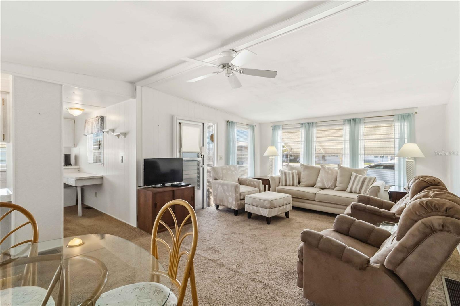 Mobile Home at 4810 TRI PAR DR, SARASOTA, photo 10 of 34