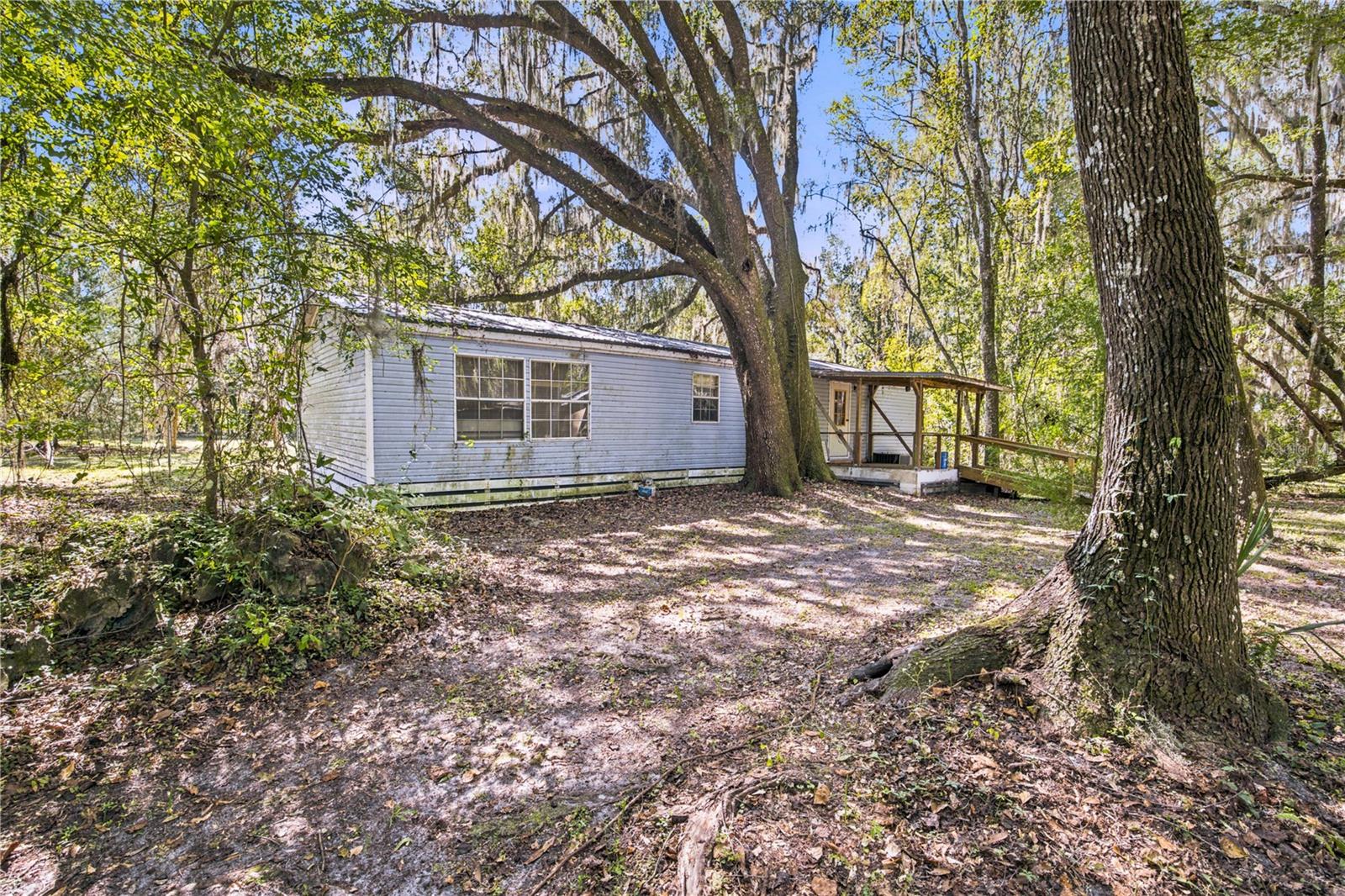 Manufactured Home at 5804 SW 144TH LN, MICANOPY, photo 11 of 41