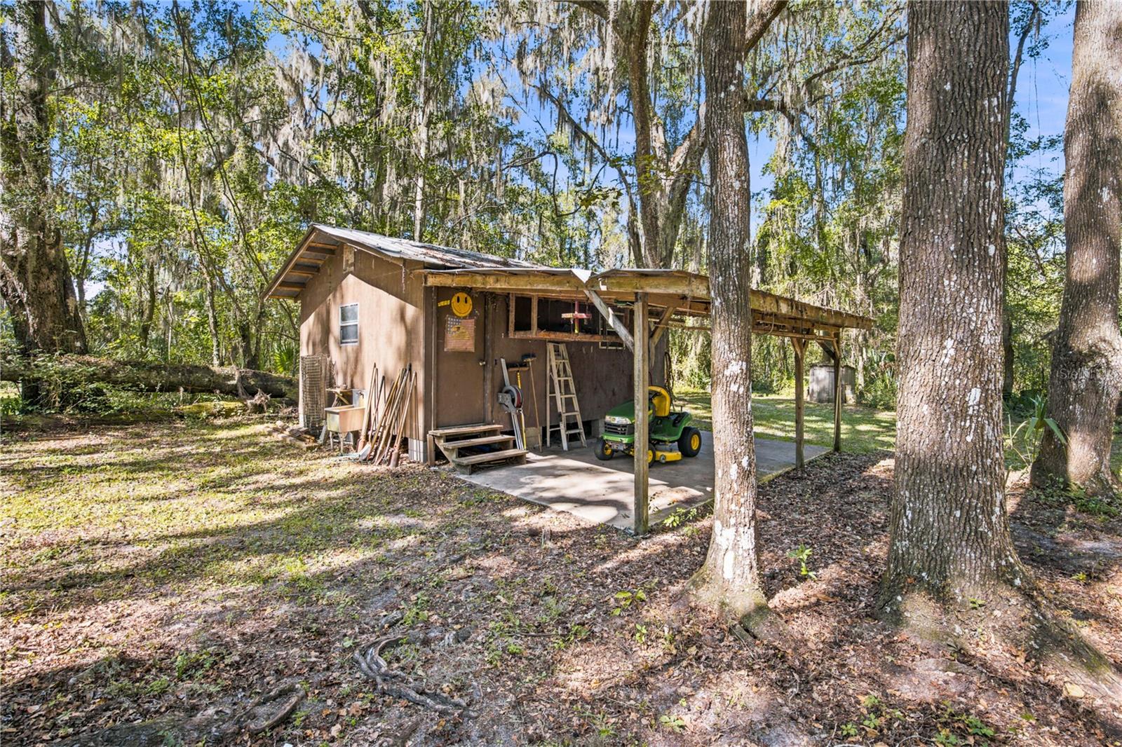 Manufactured Home at 5804 SW 144TH LN, MICANOPY, photo 12 of 41