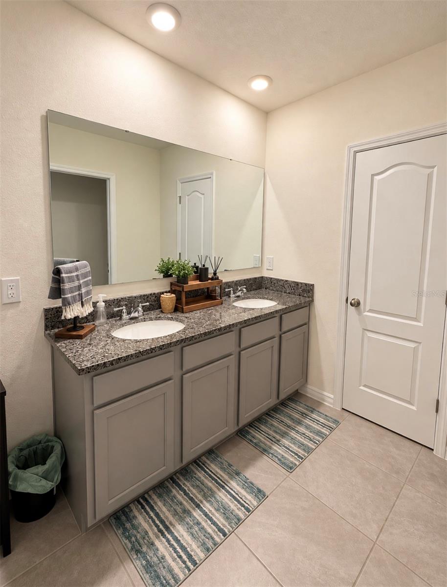 Single Family Residence at 3660 SUNGROVE CIR, SANFORD, photo 35 of 39