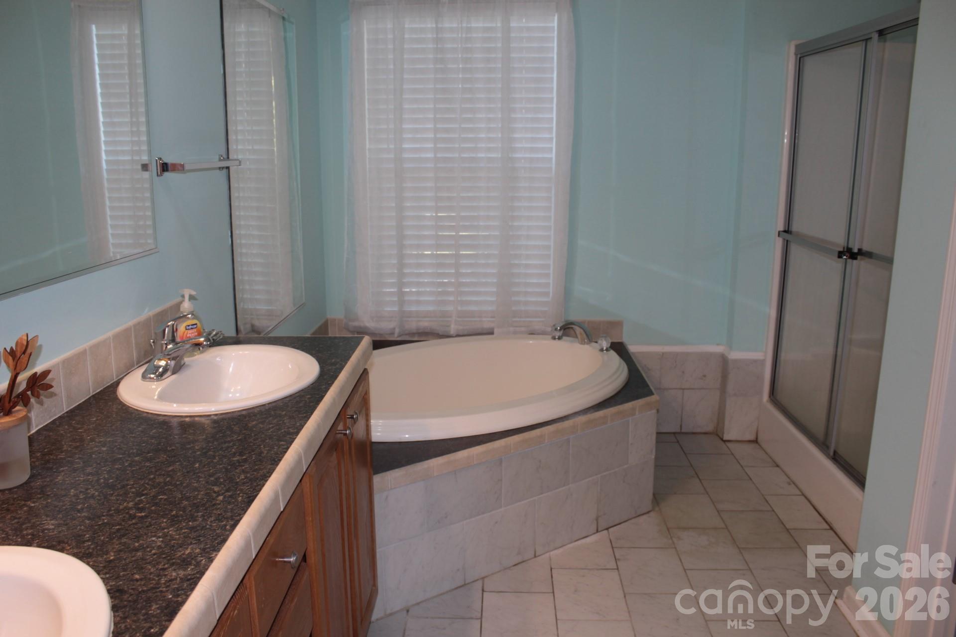 Single Family Residence at 130 Overhill Drive, Gaffney, photo 14 of 32