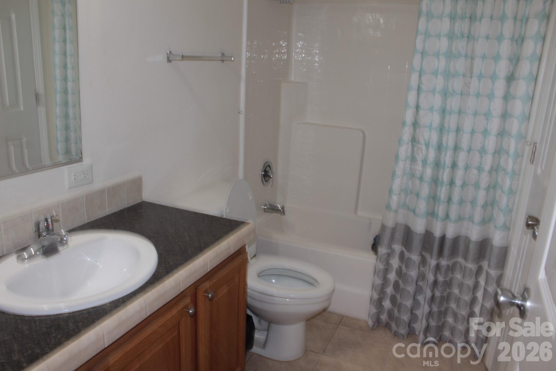 Single Family Residence at 130 Overhill Drive, Gaffney, photo 20 of 32