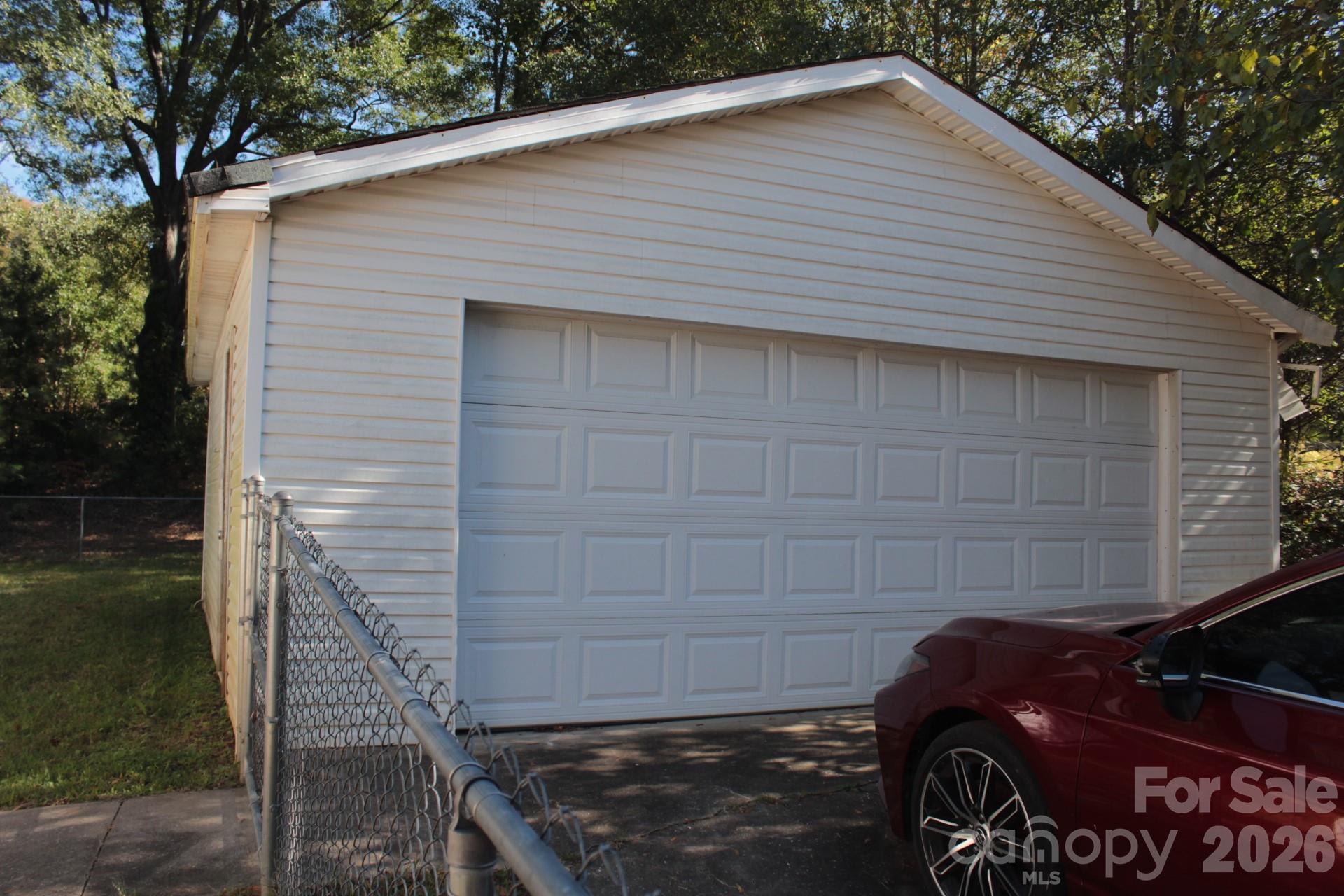 Single Family Residence at 130 Overhill Drive, Gaffney, photo 26 of 32
