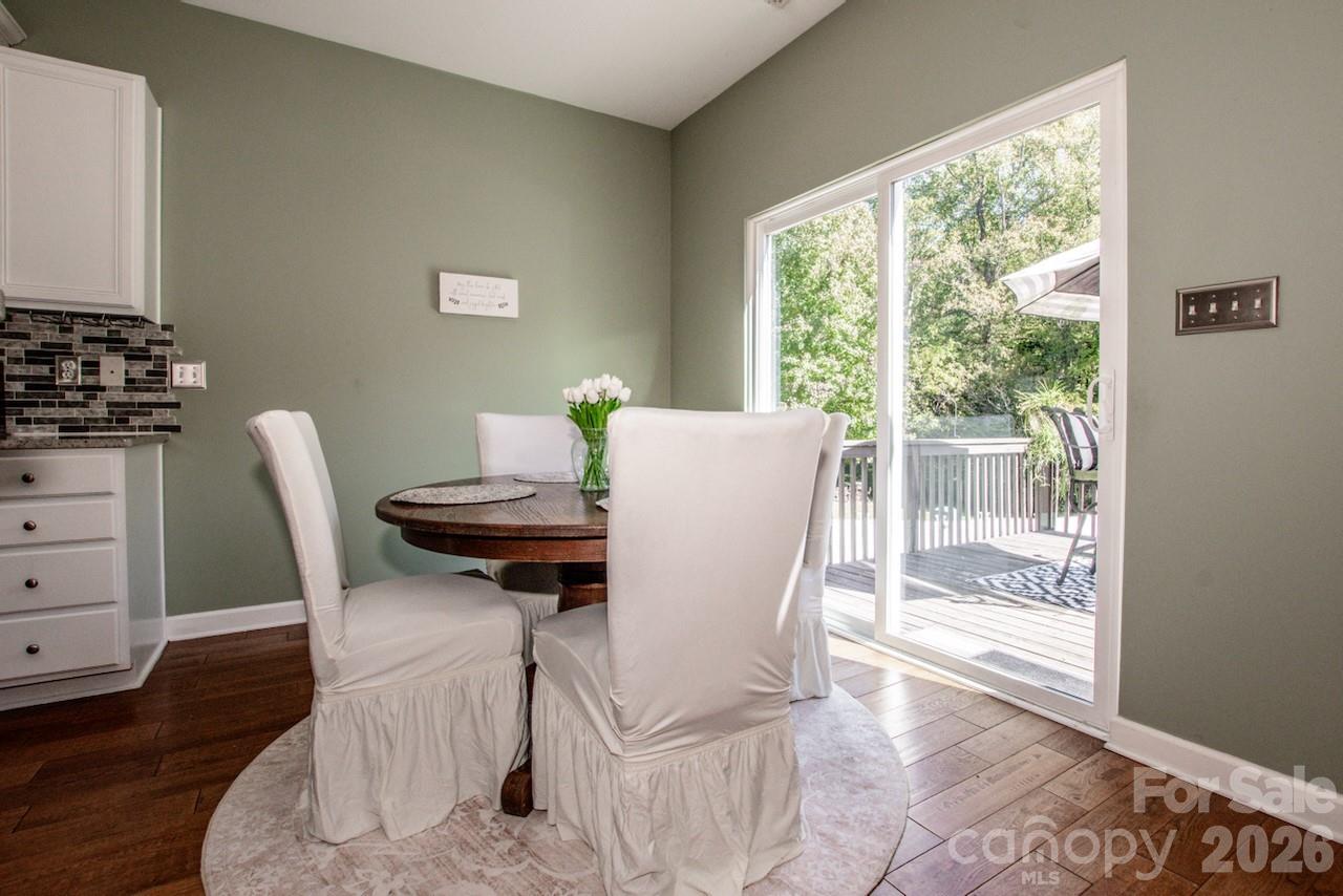 Single Family Residence at 375 Brook Glen Drive, Mooresville, photo 16 of 48