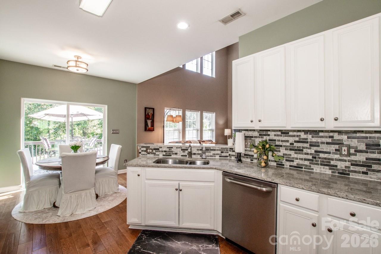 Single Family Residence at 375 Brook Glen Drive, Mooresville, photo 24 of 48
