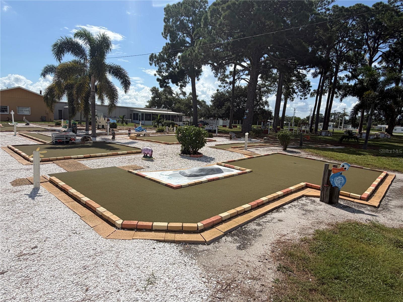 Mobile Home at 4949 OAKLAND HILLS AVE, SARASOTA, photo 38 of 74