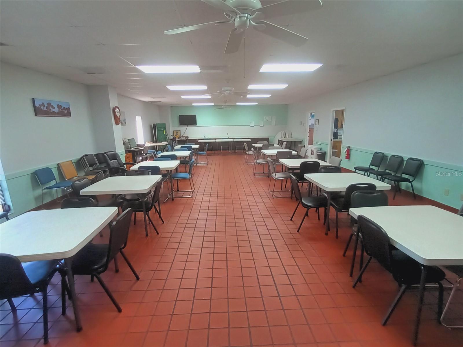 Mobile Home at 4949 OAKLAND HILLS AVE, SARASOTA, photo 50 of 74