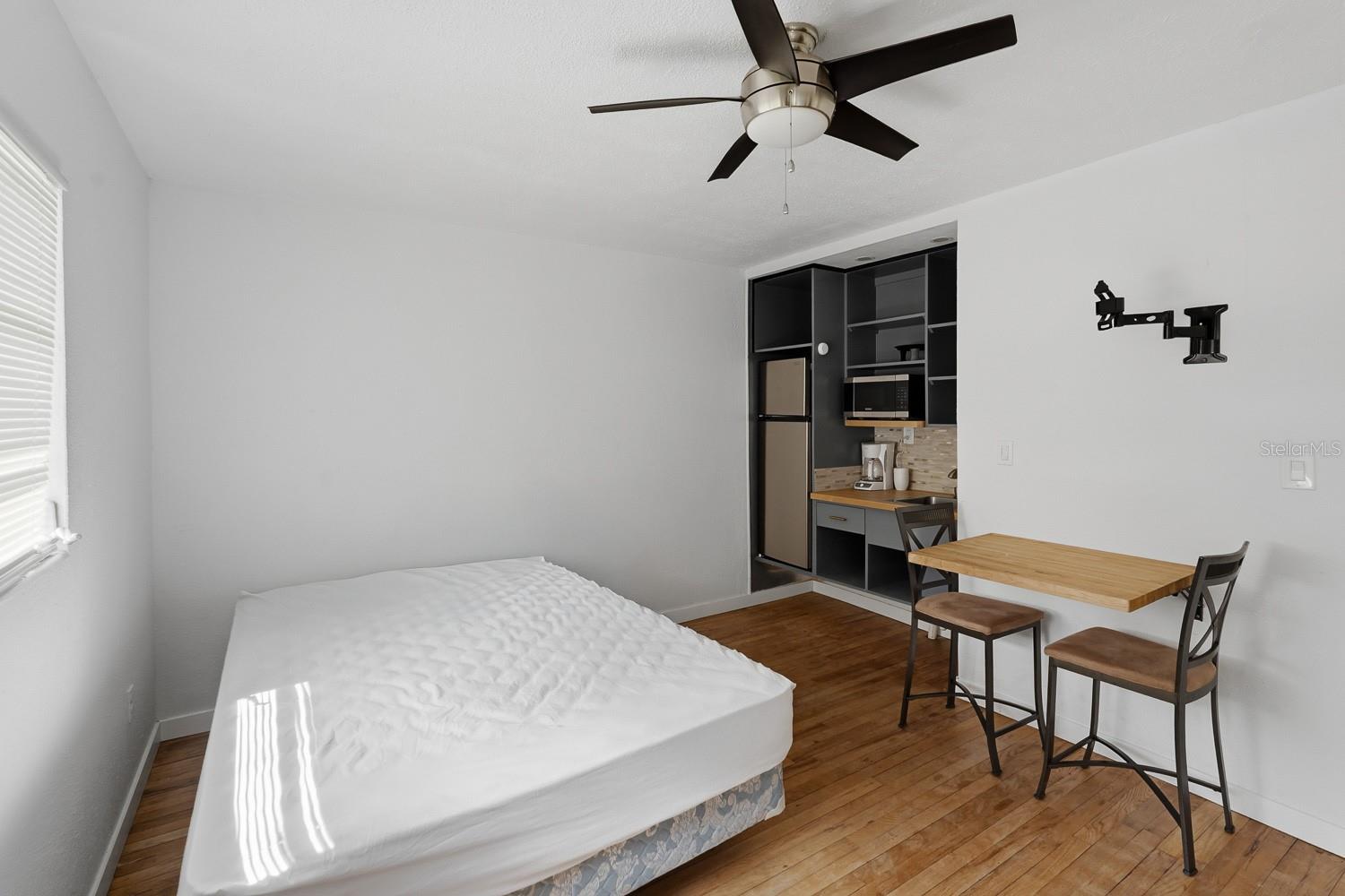 Triplex at 23083 CENTRAL AVE #C, PORT CHARLOTTE, photo 56 of 68