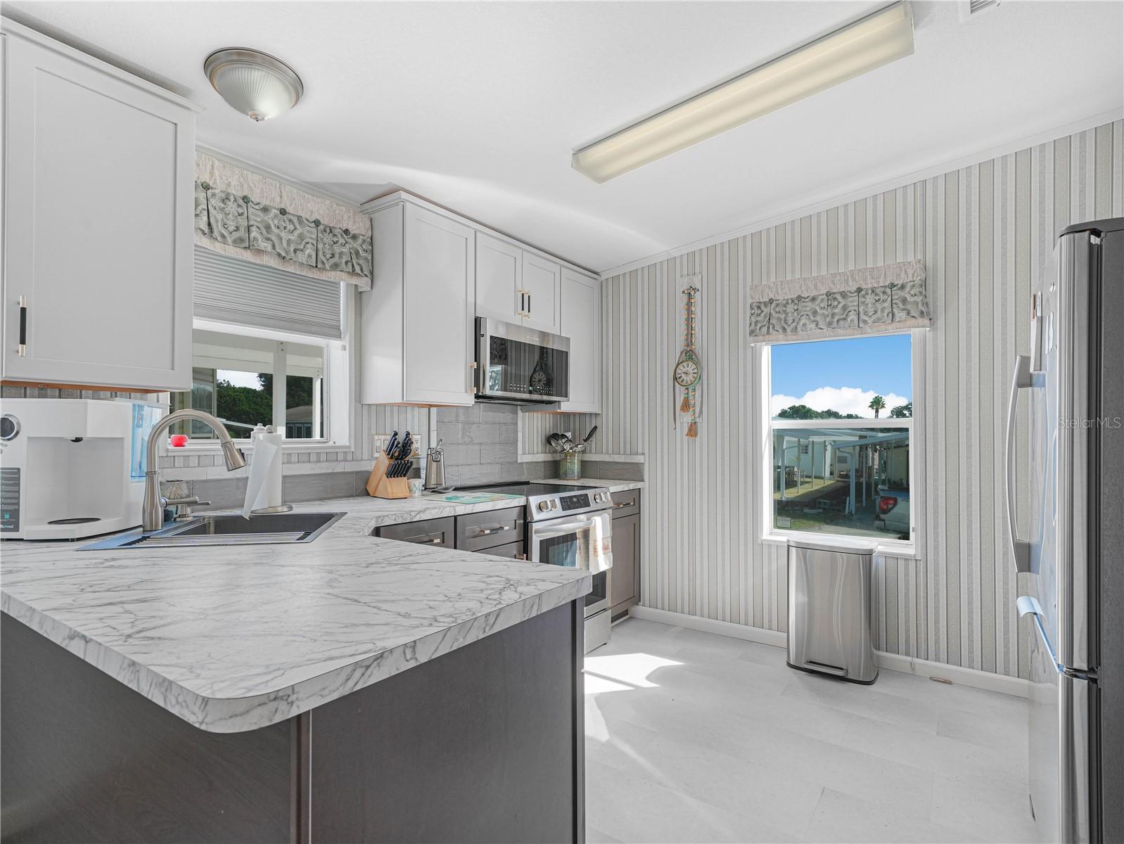Manufactured Home at 4925 CYPRESS GARDENS RD #97, WINTER HAVEN, photo 9 of 27