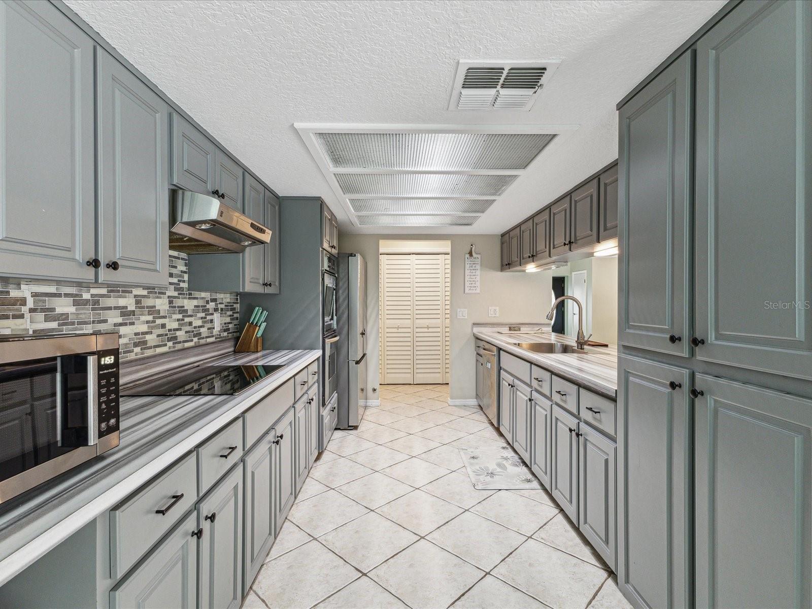 Kitchen - 1222 HUNTINGTON AVE, SPRING HILL