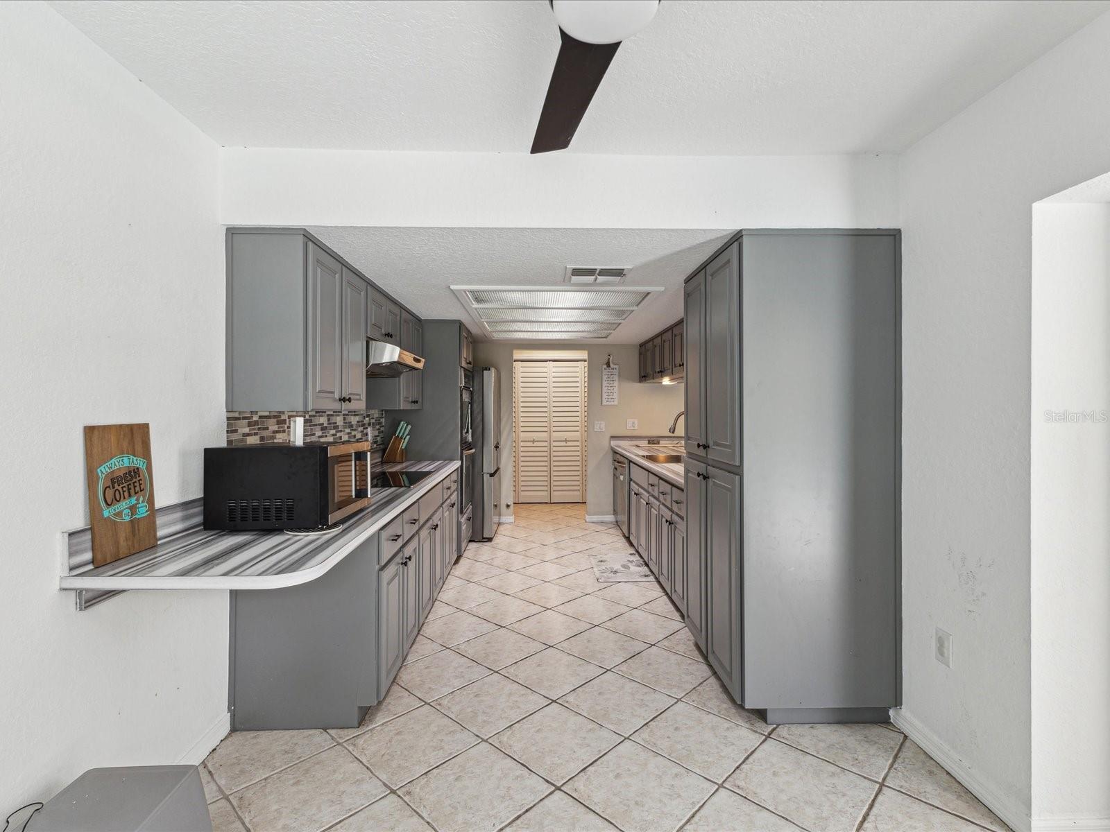 Kitchen Nook Area - 1222 HUNTINGTON AVE, SPRING HILL