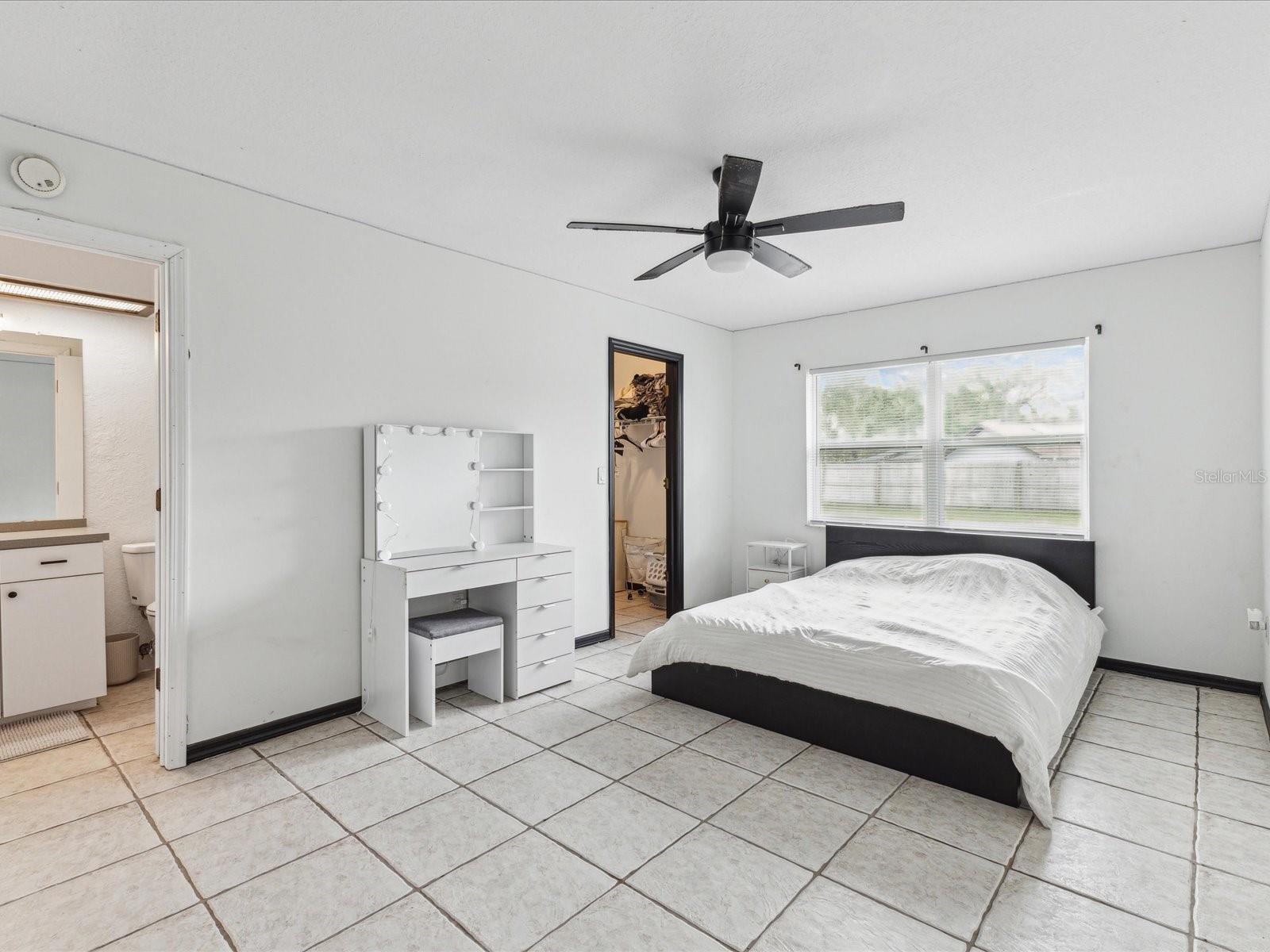 Guest Bedroom 2 with Ensuite - 1222 HUNTINGTON AVE, SPRING HILL