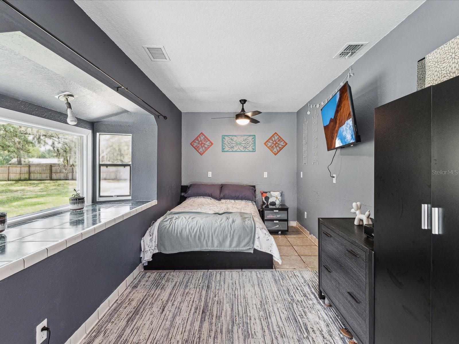 Mother-in-Law Suite with Private Entry - 1222 HUNTINGTON AVE, SPRING HILL
