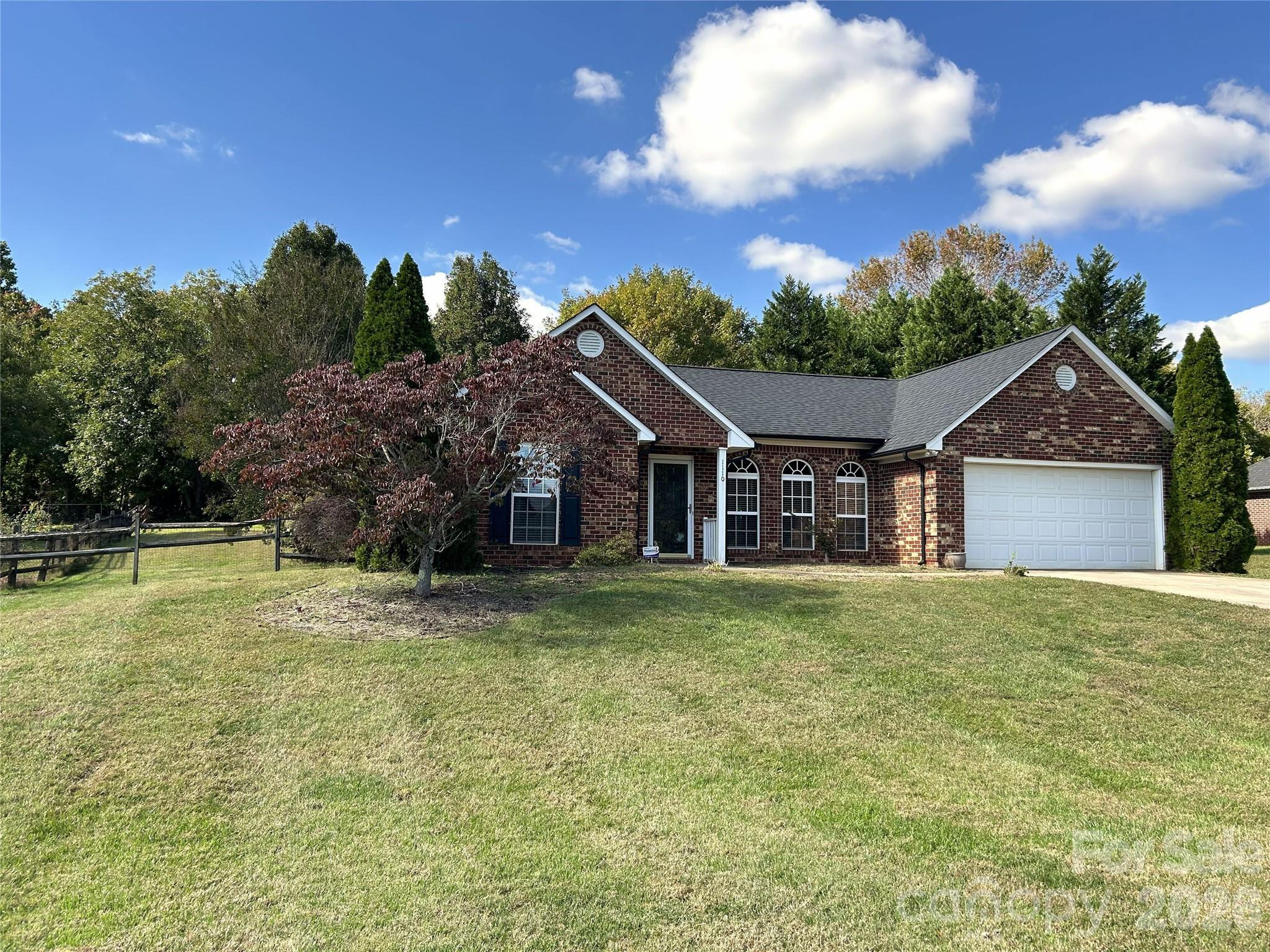 Single Family Residence at 1110 Highland Creek Drive, Salisbury, photo 4 of 53