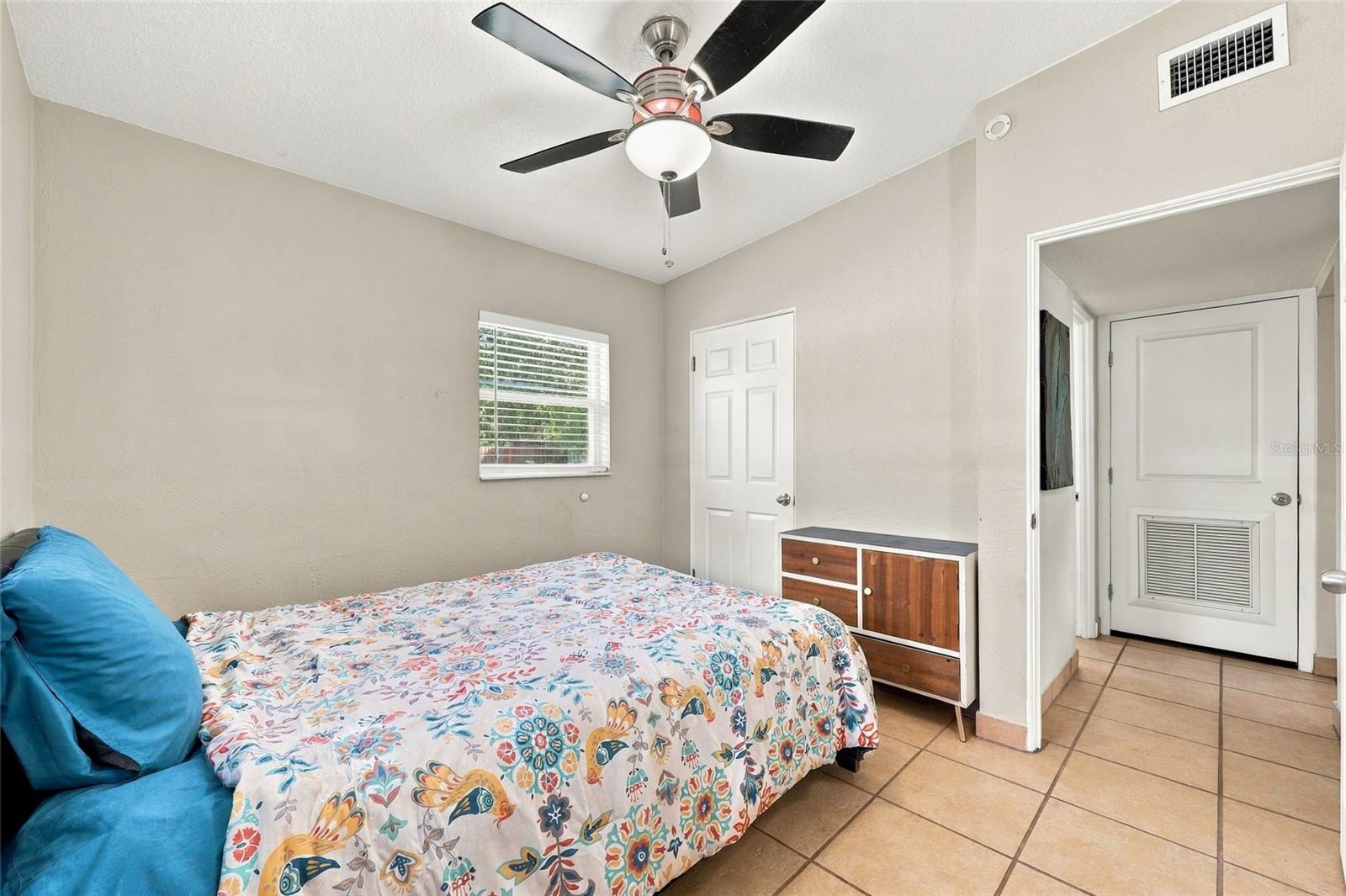 Single Family Residence at 1601 GATTIS DR, ORLANDO, photo 12 of 24