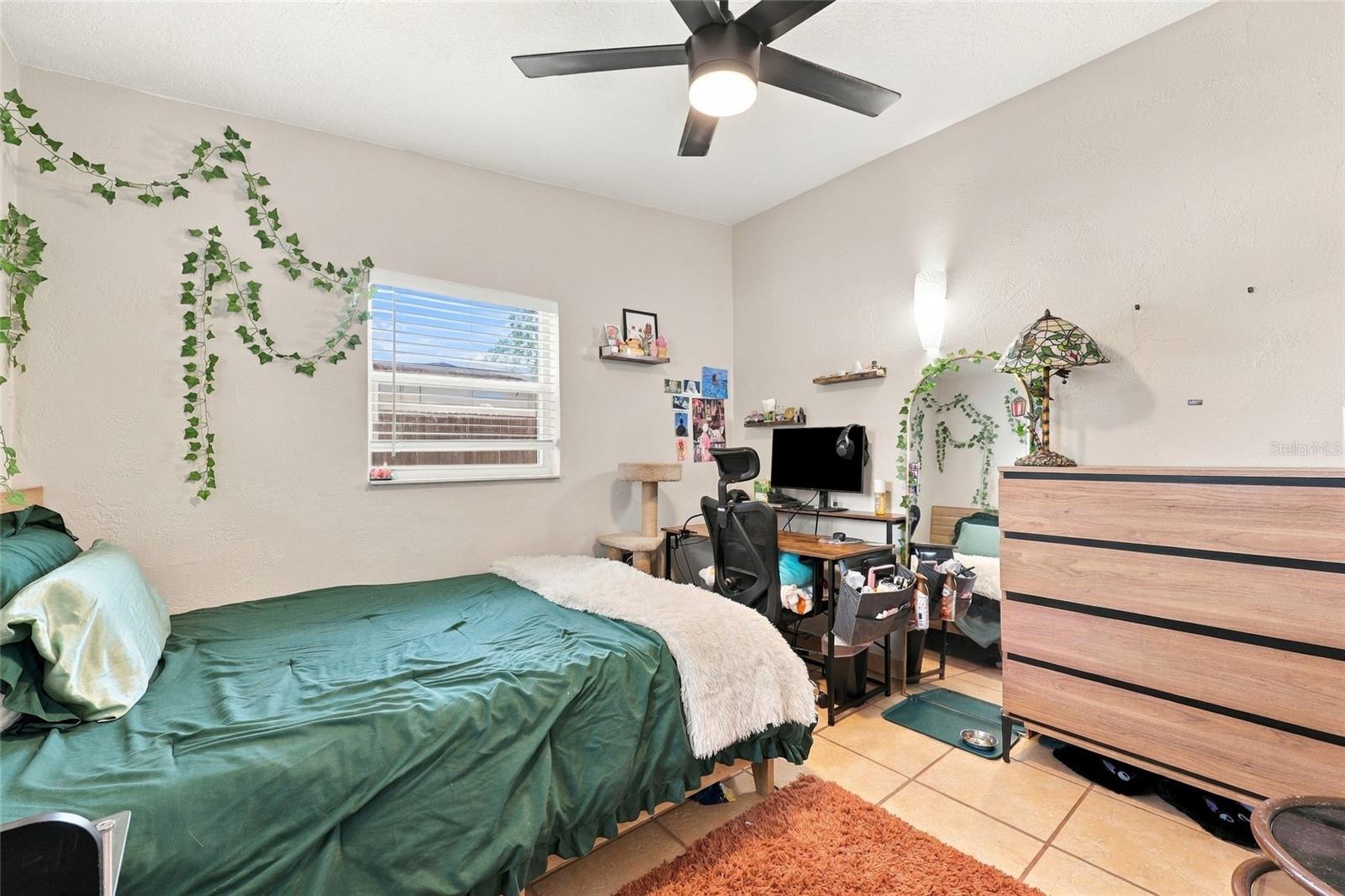 Single Family Residence at 1601 GATTIS DR, ORLANDO, photo 15 of 24