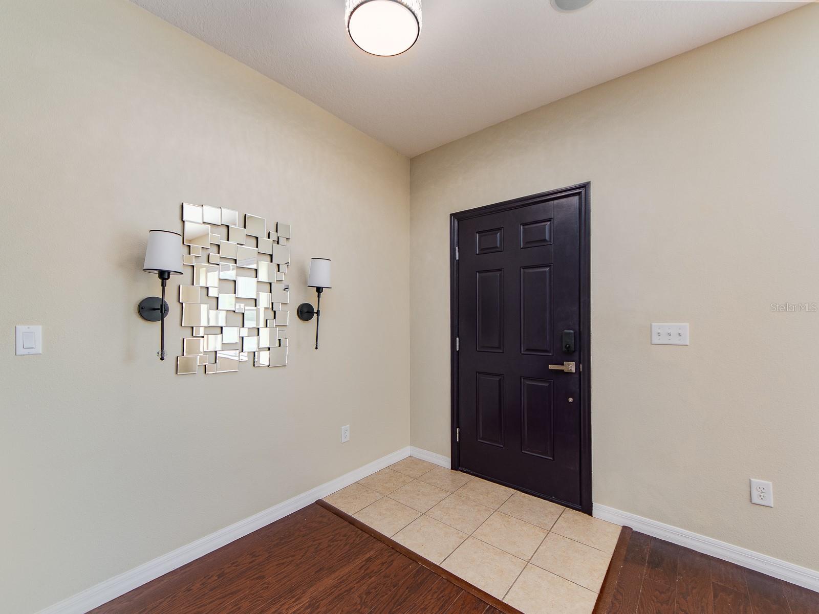 Townhouse at 1283 SAWGRASS ST, CLEARWATER, photo 5 of 76