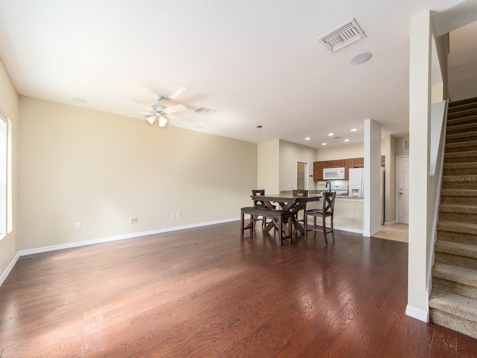 Townhouse at 1283 SAWGRASS ST, CLEARWATER, photo 6 of 76