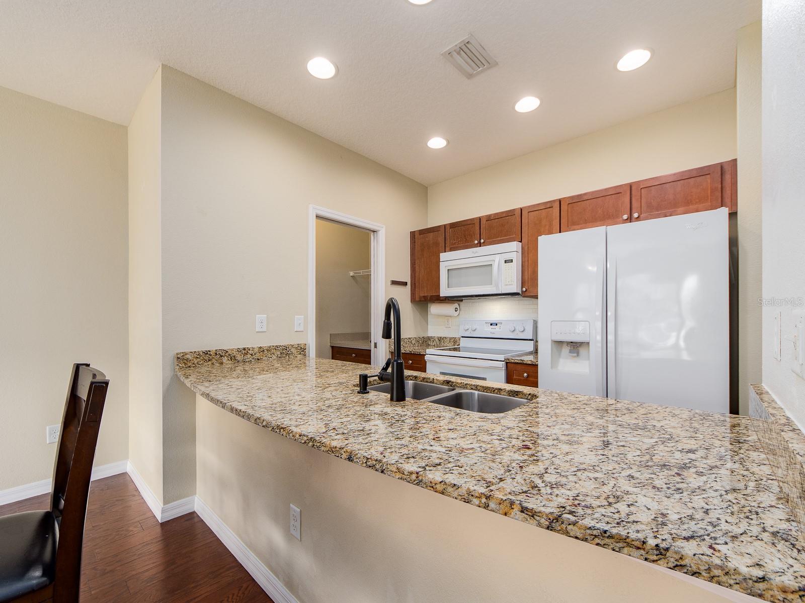 Townhouse at 1283 SAWGRASS ST, CLEARWATER, photo 12 of 76