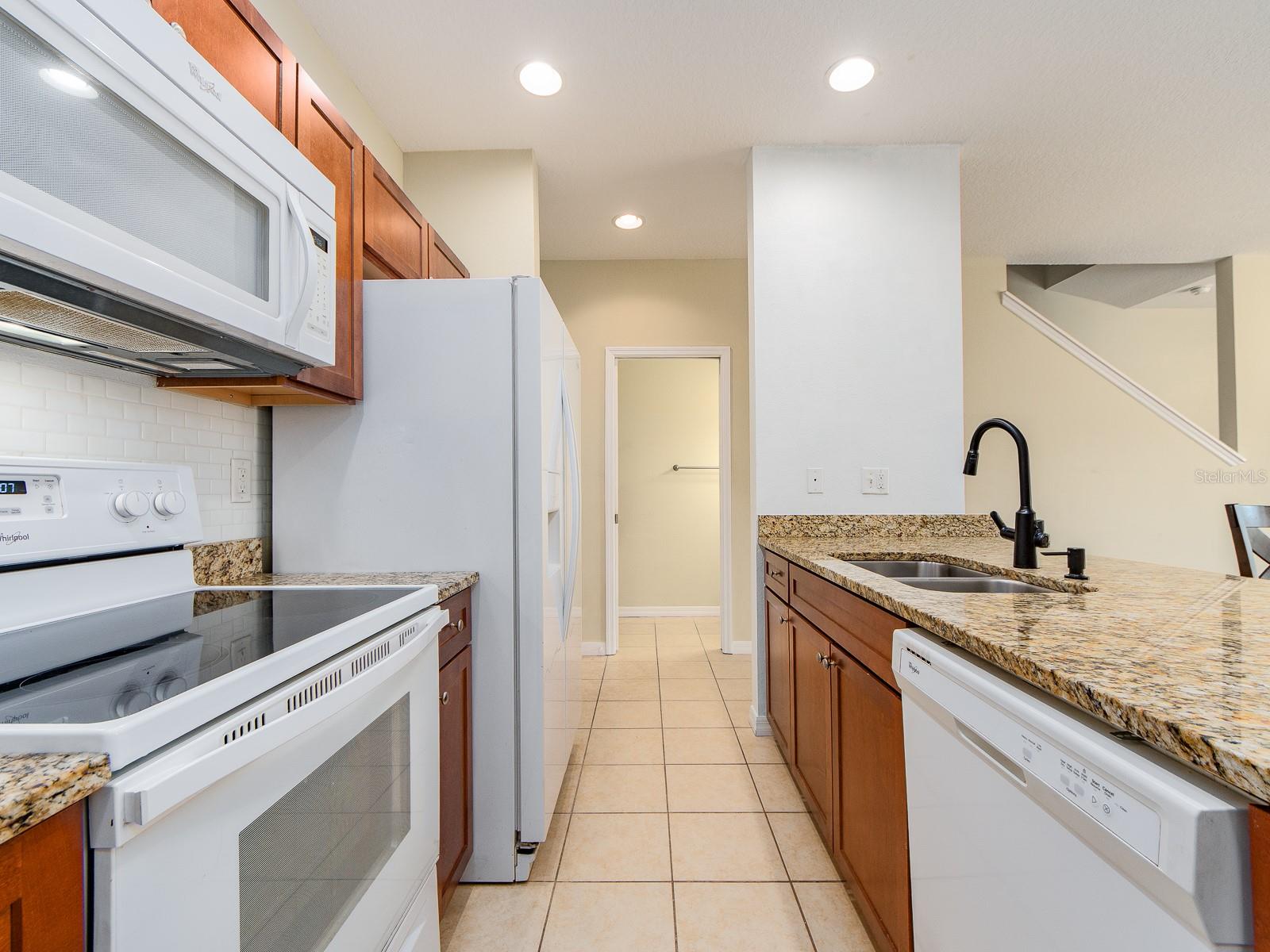 Townhouse at 1283 SAWGRASS ST, CLEARWATER, photo 52 of 76