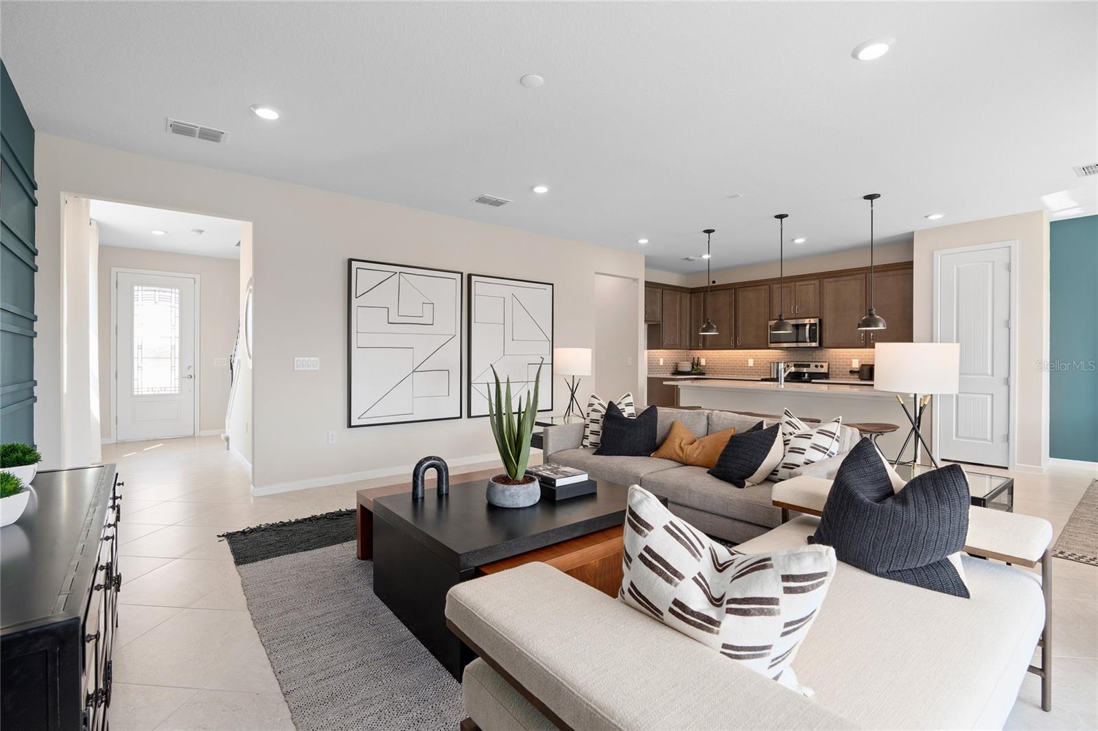 Model Home Design Only. Pictures and furnishings are for illustrative purposes only. Elevations, colors and options may vary. Furniture is for model home staging only. - 2502 SERENITY GARDEN DR, KISSIMMEE