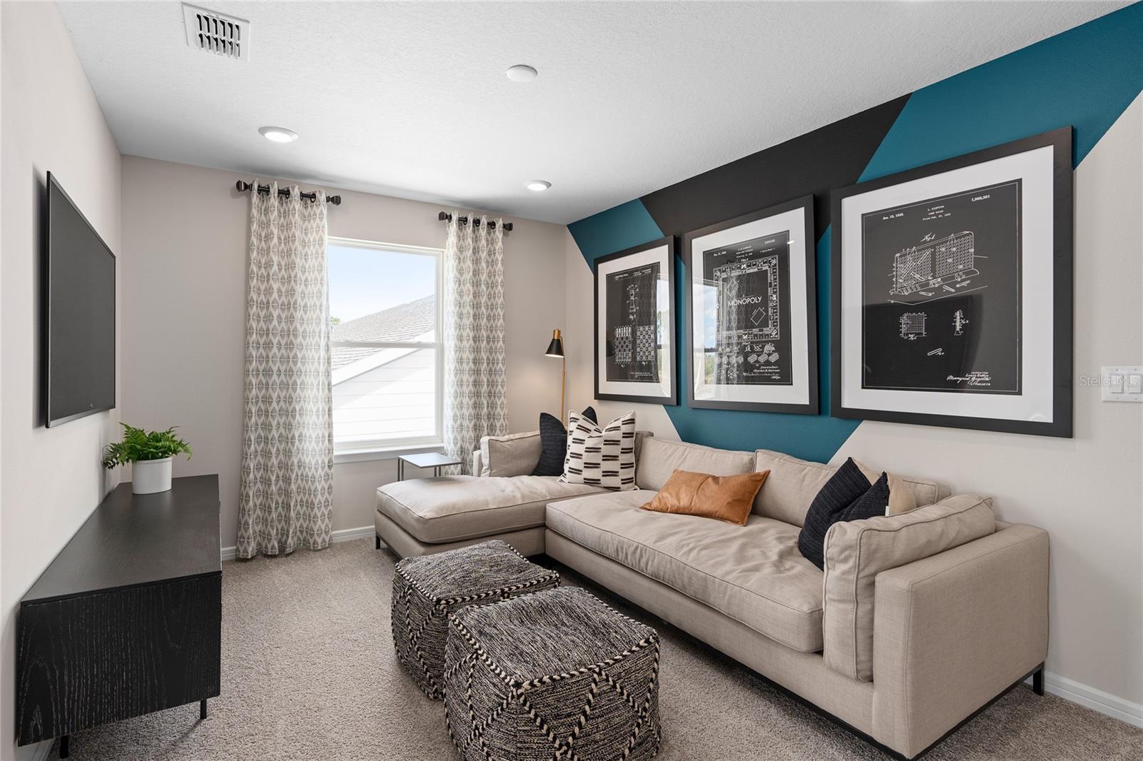 Model Home Design Only. Pictures and furnishings are for illustrative purposes only. Elevations, colors and options may vary. Furniture is for model home staging only. - 2502 SERENITY GARDEN DR, KISSIMMEE